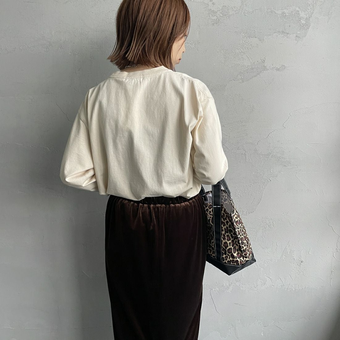 Gymphlex [ジムフレックス] クルーネックプルオーバー [GY-C0486HKT] ECRU &&モデル身長：158cm 着用サイズ：14&&