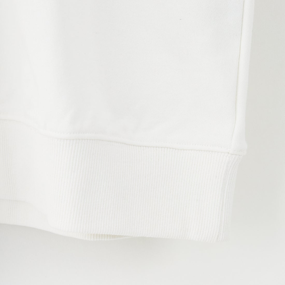 JEANSFACTORY × NANGA [ジーンズファクトリー × ナンガ] 別注 バック刺繍ロゴ クルーネックスウェット [NW2505-JF] WHITE