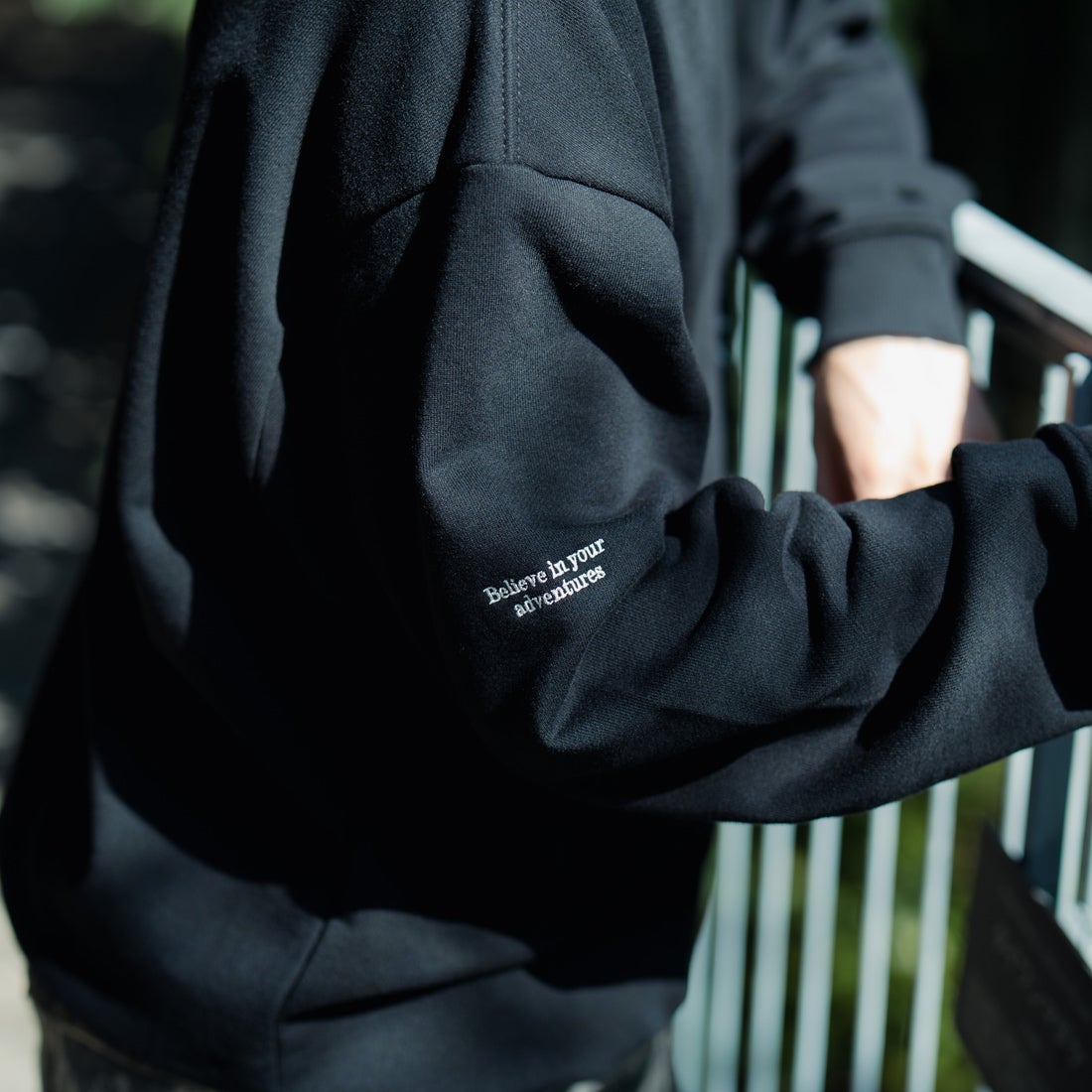 JEANSFACTORY × NANGA [ジーンズファクトリー × ナンガ] 別注 ワンポイント刺繍ロゴ ドローコードスウェット [NW2507-JF] BLACK