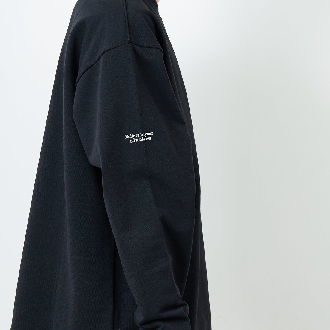 JEANSFACTORY × NANGA [ジーンズファクトリー × ナンガ] 別注 ワンポイント刺繍ロゴ ドローコードスウェット [NW2507-JF] BLACK