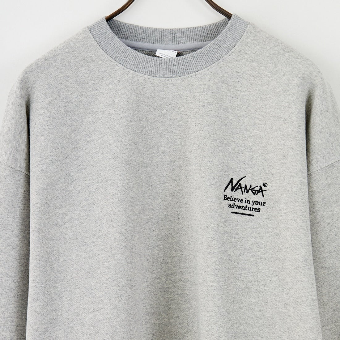 JEANSFACTORY × NANGA [ジーンズファクトリー × ナンガ] 別注 ヒストリーロゴ バックプリントスウェット [NW2506-JF] GRAY