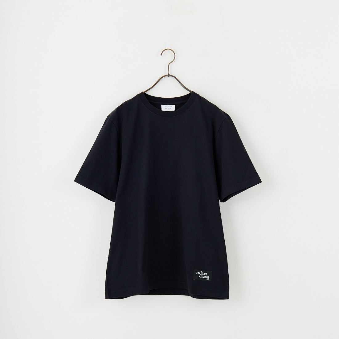 MAISON KITSUNE [メゾン キツネ] CROSSWORD コンフォートTシャツ [PM00112KJ7025] P199 BLACK