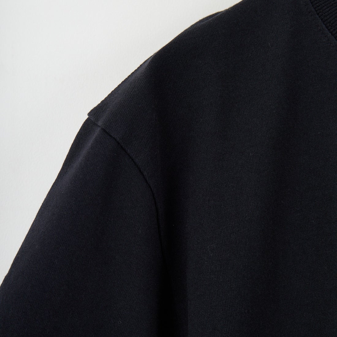 MAISON KITSUNE [メゾン キツネ] CROSSWORD コンフォートTシャツ [PM00112KJ7025] P199 BLACK