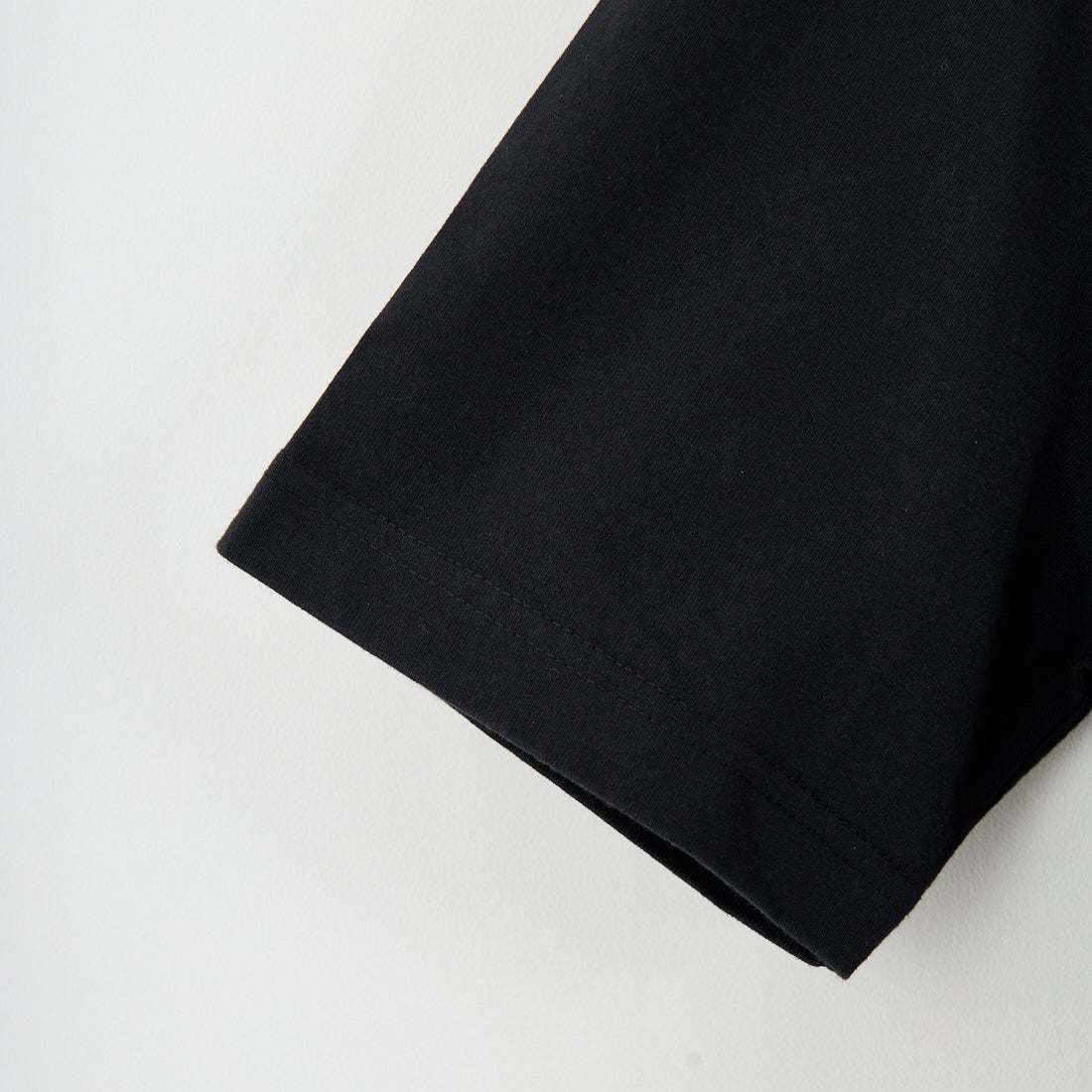 MAISON KITSUNE [メゾン キツネ] CROSSWORD コンフォートTシャツ [PM00112KJ7025] P199 BLACK