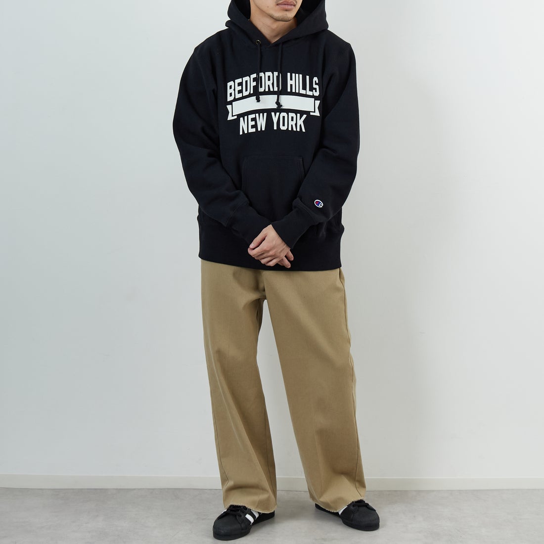 Champion [チャンピオン] リバースウィーブ(R) フーデッドスウェットシャツ [C3-C112] 090 ﾌﾞﾗｯｸ &&モデル身長：168cm 着用サイズ：XL&&