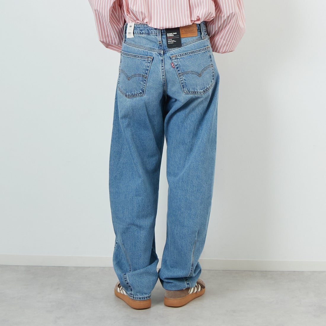 LEVI'S [リーバイス] バギーダッドバレルジーンズ [0039A-00] 02 EASY DA &&モデル身長：162cm 着用サイズ：25&&