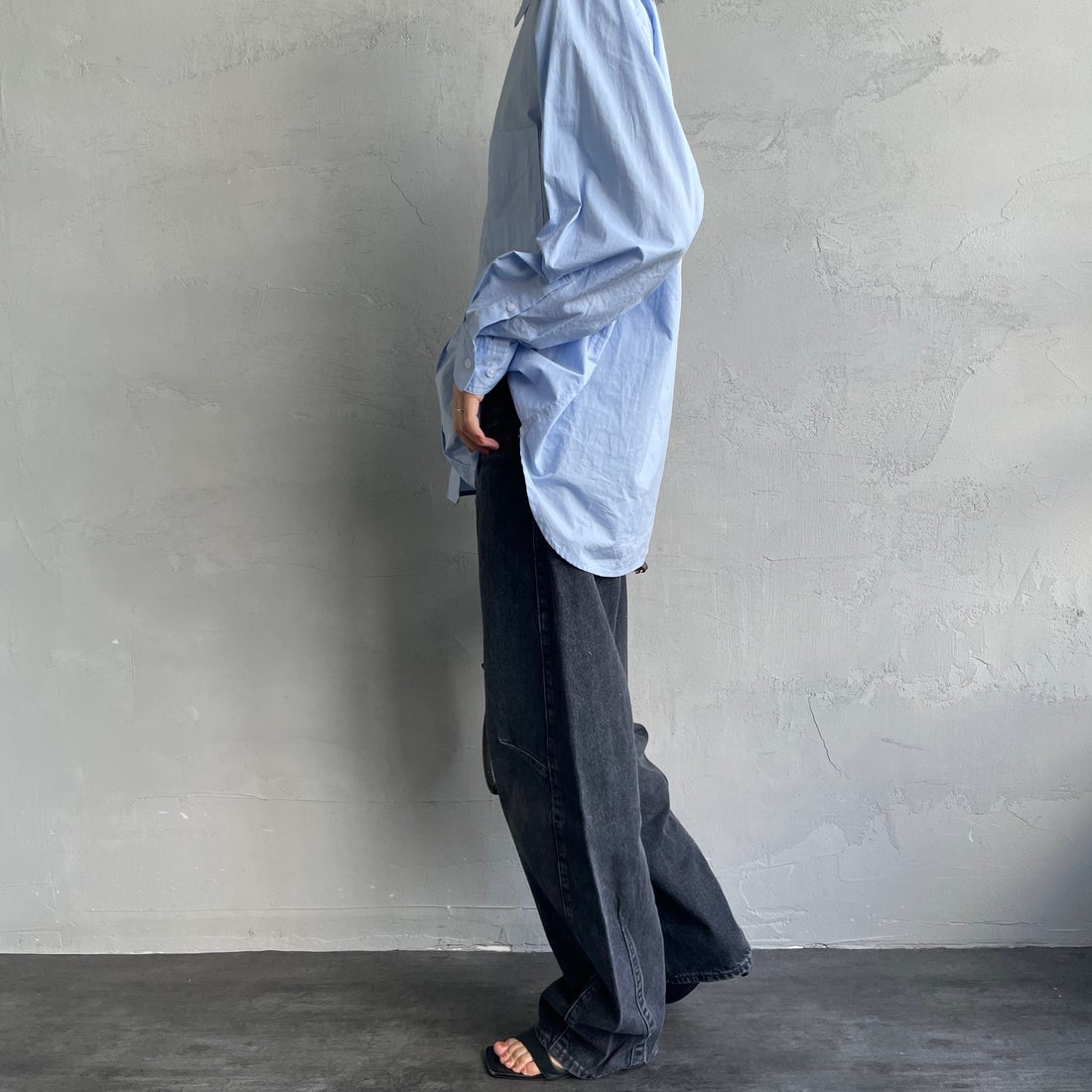 LEVI'S [リーバイス] バギーダッドバレルジーンズ [0039A-00] 00 REBEL E &&モデル身長：160cm 着用サイズ：25&&