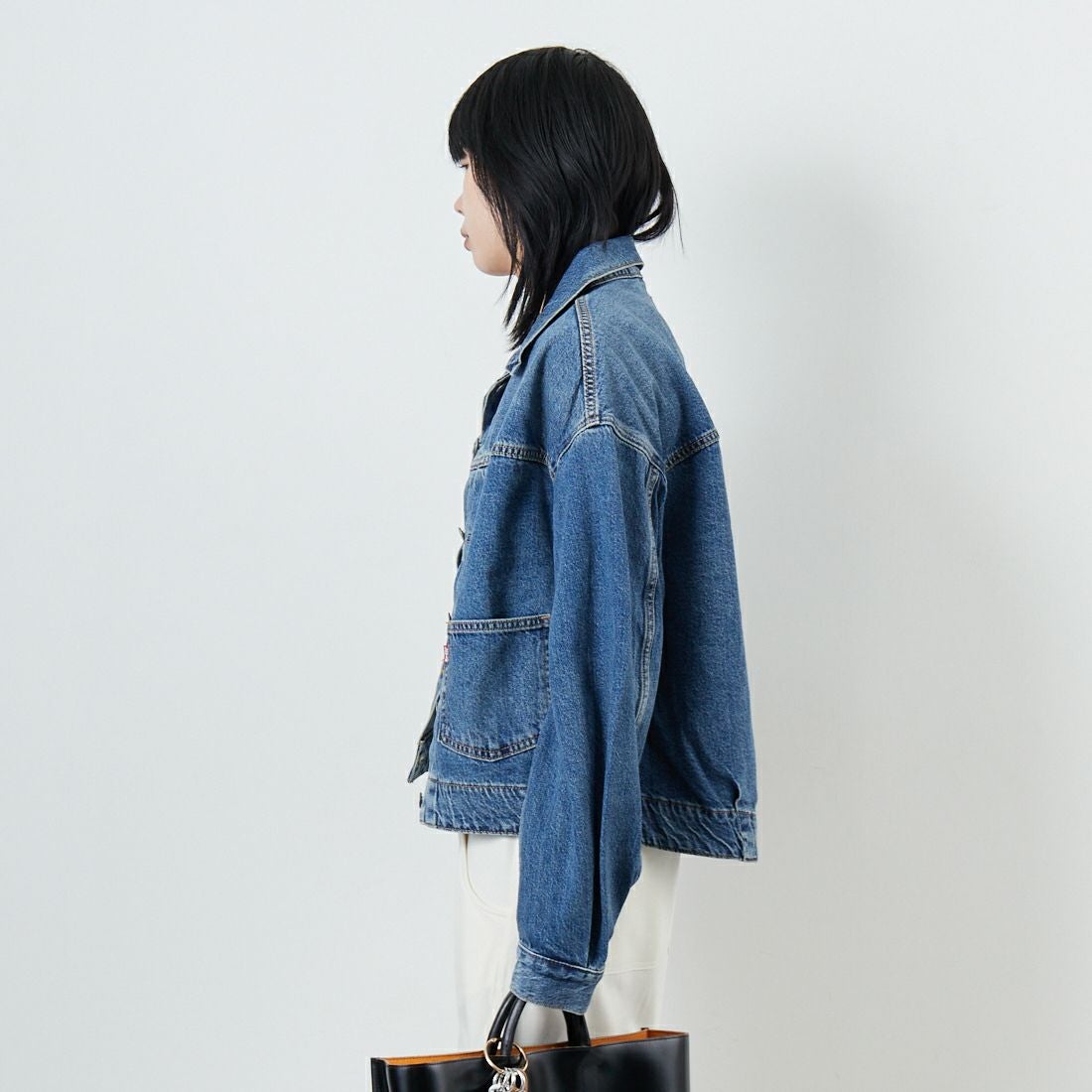 LEVI'S [リーバイス] バルーンスリーブ トラッカージャケット [003NQ-00] 03 &&モデル身長：167cm 着用サイズ：S&&