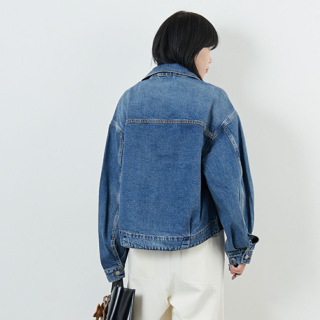 LEVI'S [リーバイス] バルーンスリーブ トラッカージャケット [003NQ-00] 03 &&モデル身長：167cm 着用サイズ：S&&