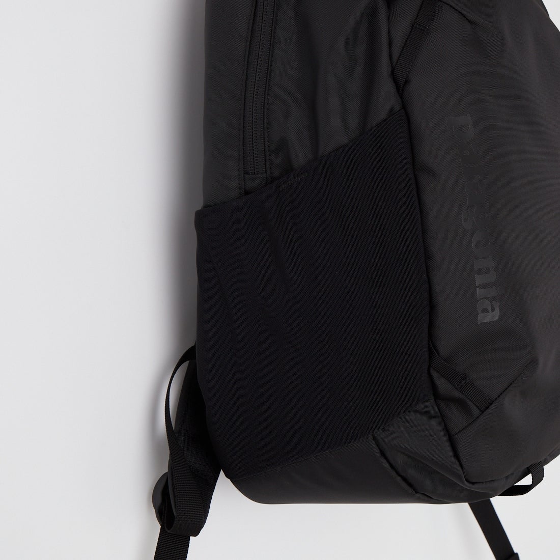 patagonia [パタゴニア] アトム デイパック 24L [48230] BLK