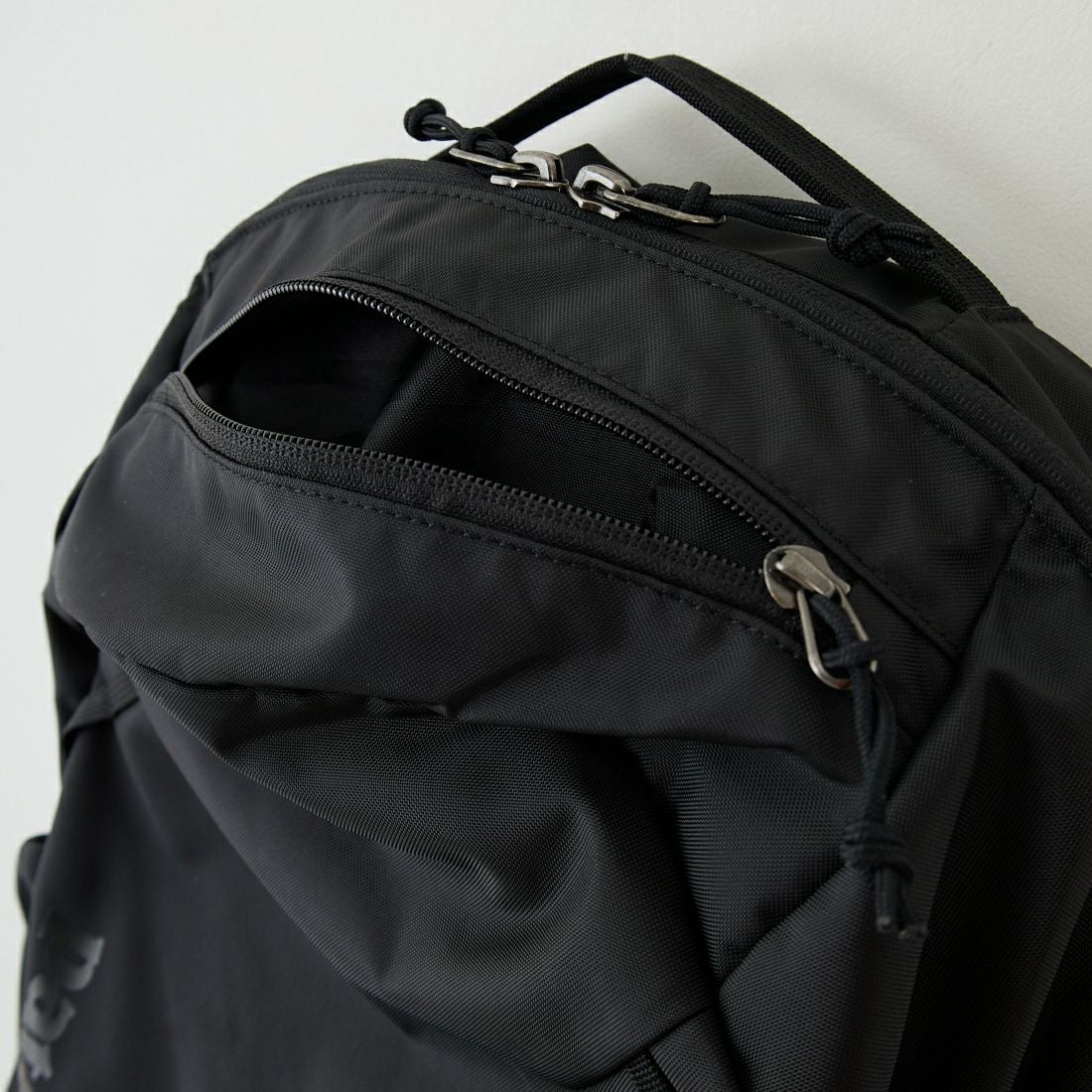 patagonia [パタゴニア] アトム デイパック 24L [48230] BLK