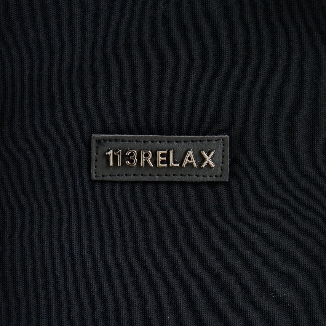 1PIU1UGUALE3 RELAX [ウノ ピゥ ウノ ウグァーレ トレ] プレートロゴロングTシャツ [UST-25134] SN90 BLACK