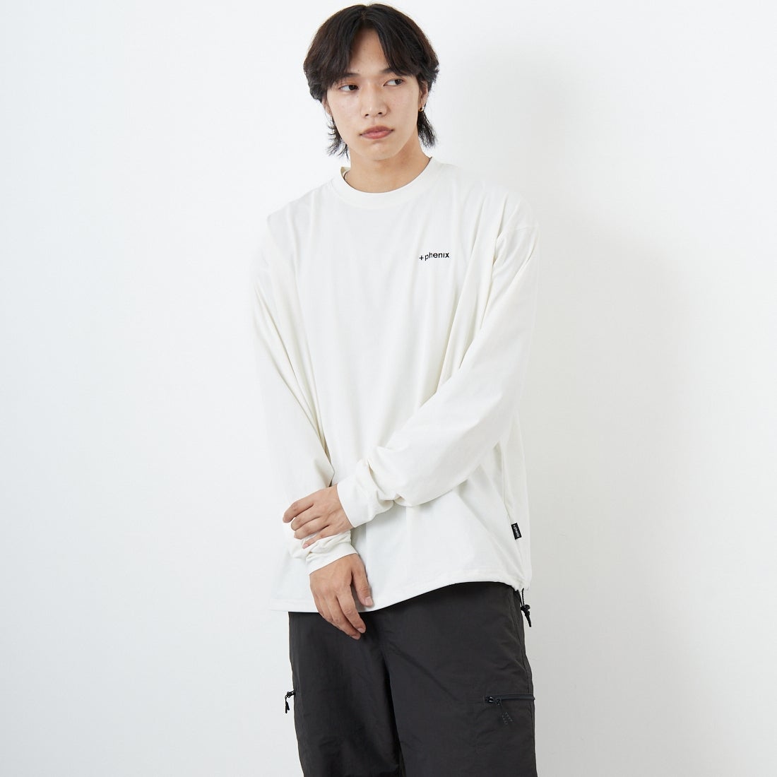 WHITE&&モデル身長：179cm 着用サイズ：XL&&