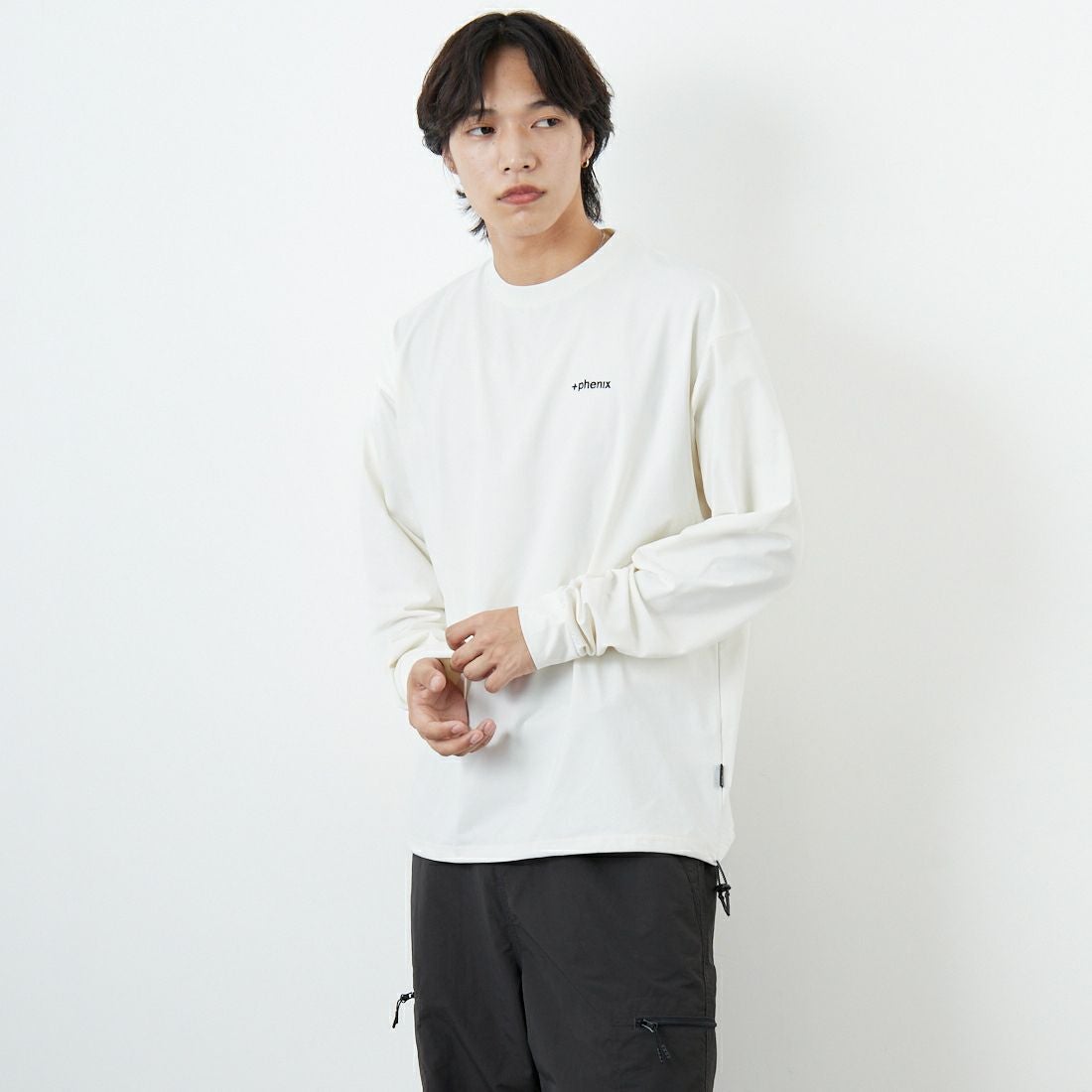 +phenix [プラスフェニックス] 別注 ワンポイント刺繍ロゴ ドローコードTシャツ [POT-25080IN-JF] WHITE &&モデル身長：179cm 着用サイズ：L&&