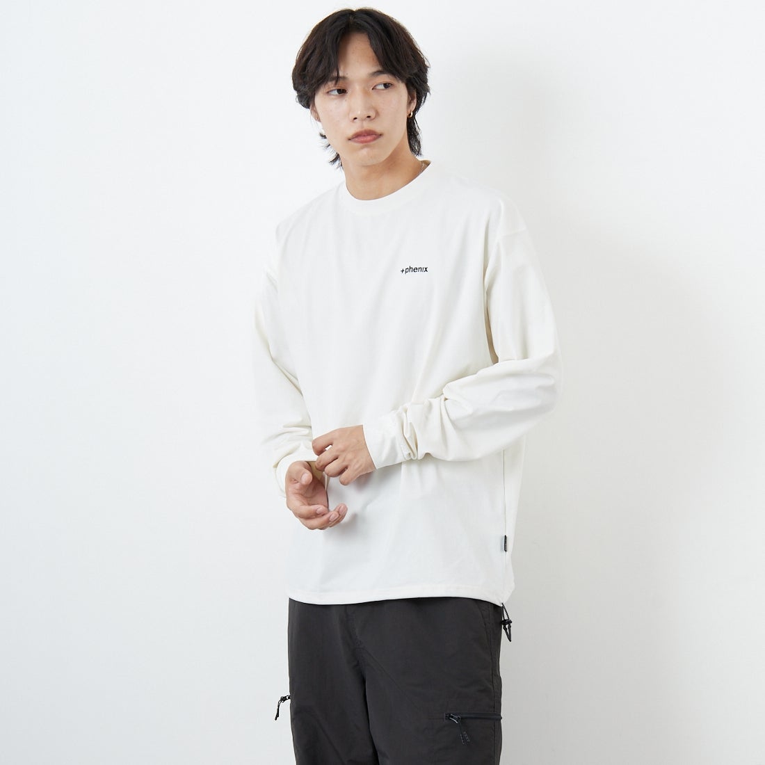 +phenix [プラスフェニックス] 別注 ワンポイント刺繍ロゴ ドローコードTシャツ [POT-25080IN-JF] WHITE &&モデル身長：179cm 着用サイズ：L&&
