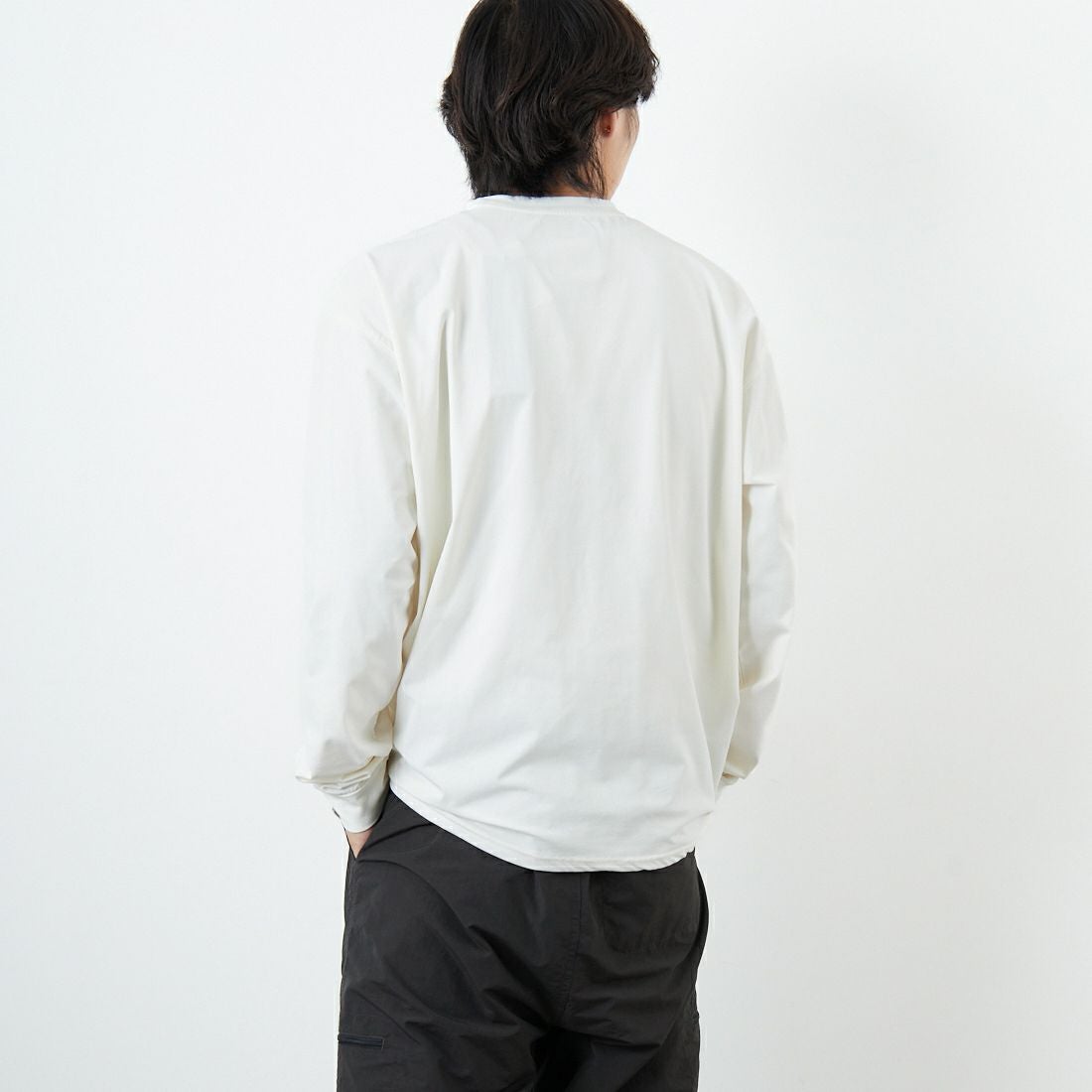 +phenix [プラスフェニックス] 別注 ワンポイント刺繍ロゴ ドローコードTシャツ [POT-25080IN-JF] WHITE &&モデル身長：179cm 着用サイズ：L&&