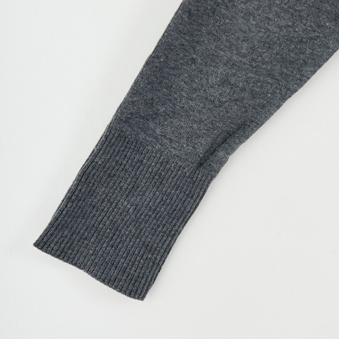 GICIPI [ジチピ] FRAGORA クルーネックニットソー [2513A] CARBONE