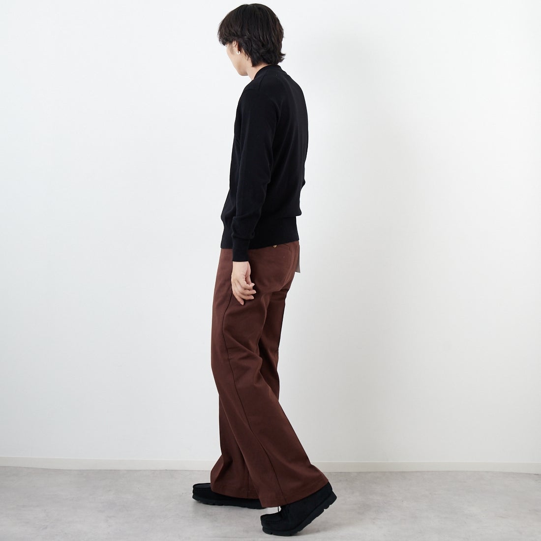 GICIPI [ジチピ] GIAGUARO クルーネックニットソー [2501A] NERO &&モデル身長：179cm 着用サイズ：4&&