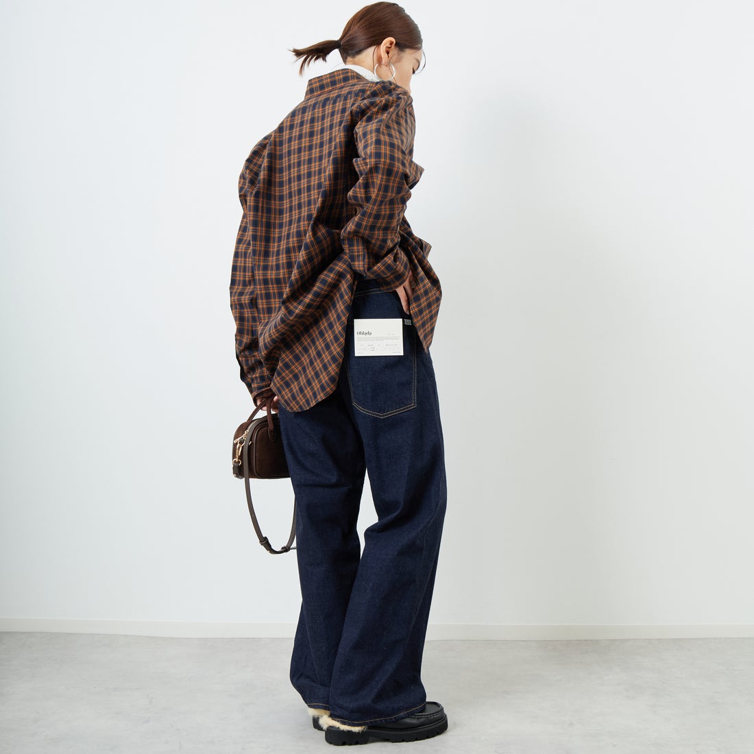 THE SHINZONE [ザ シンゾーン] ペックチェックシャツ [25AMSBL06] 85 NAVY &&モデル身長：159cm 着用サイズ：F0&&