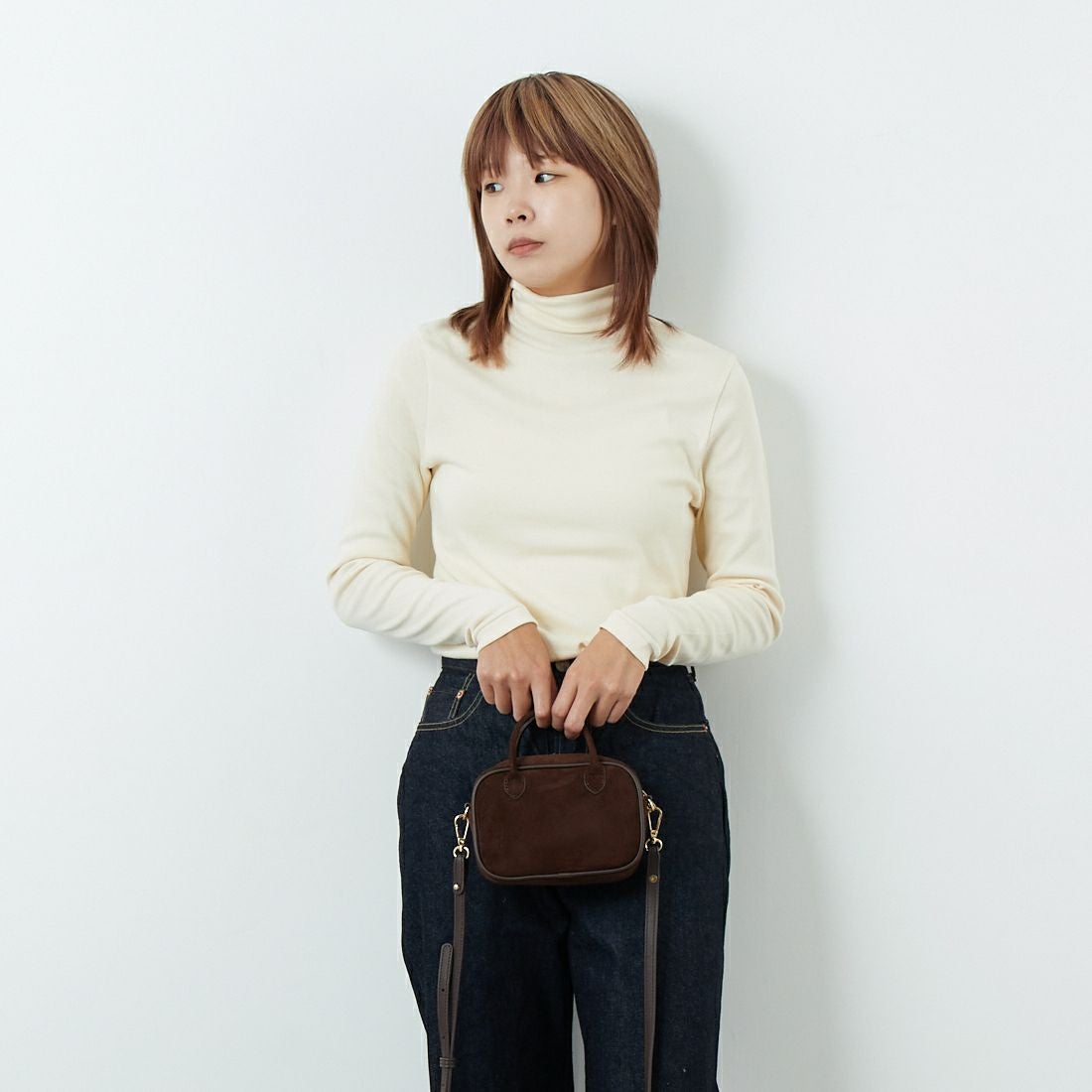 blurhms ROOTSTOCK [ブラームス ルーツストック] シルクコットンリブ タートルネックカットソー [BROOTS25F003W] 01 IVORY &&モデル身長：167cm 着用サイズ：0&&