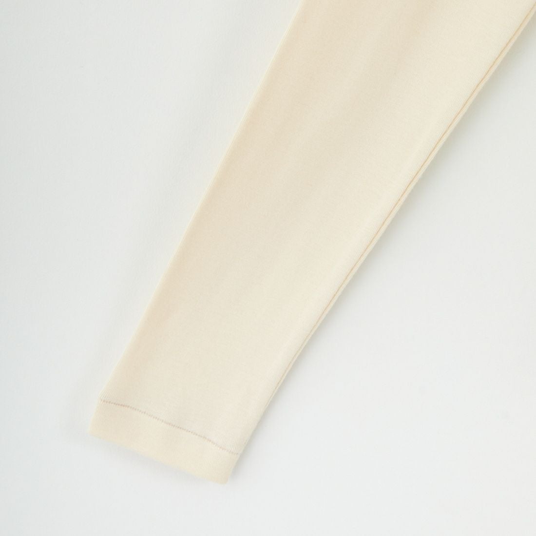 blurhms ROOTSTOCK [ブラームス ルーツストック] シルクコットンリブ タートルネックカットソー [BROOTS25F003W] 01 IVORY