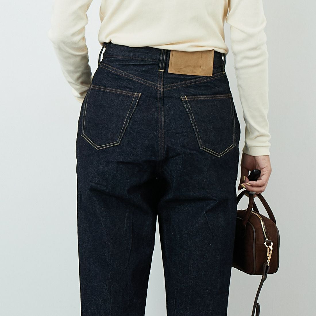 blurhms ROOTSTOCK [ブラームス ルーツストック] 13.5oz クラシックデニムパンツ [BROOTS24F9F25] 01 INDIGO &&モデル身長：167cm 着用サイズ：0&&