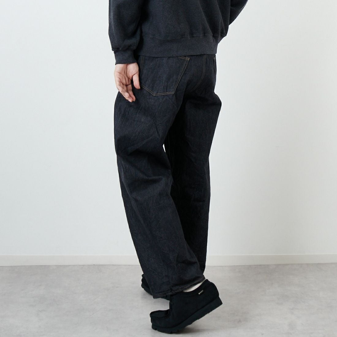 blurhms ROOTSTOCK [ブラームス ルーツストック] 13.5oz ワイドデニムパンツ [BROOTS25S8F25] 02 S.BLACK &&モデル身長：179cm 着用サイズ：3&&