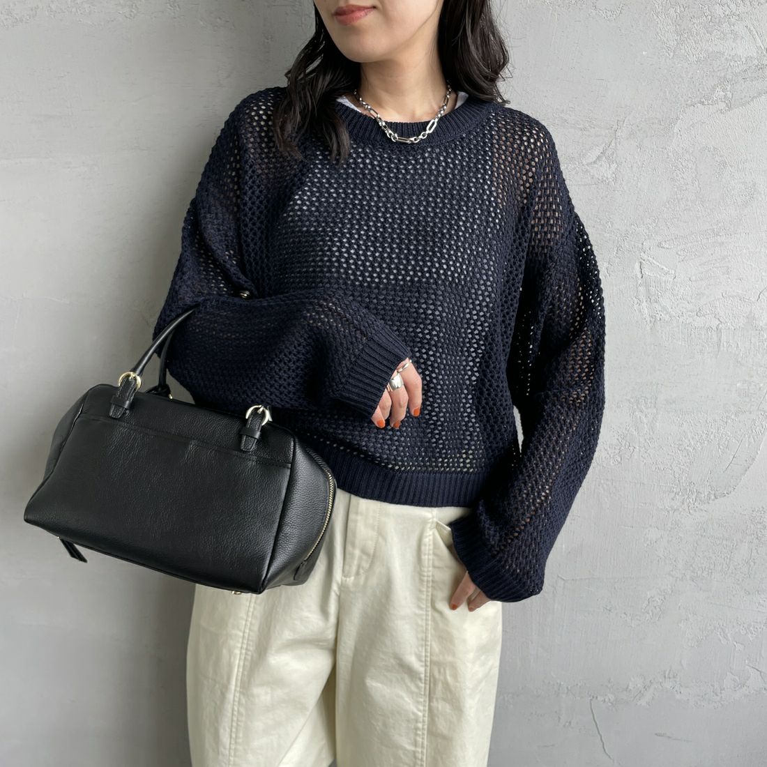 mizuiro ind [ミズイロインド] メッシュクルーネックプルオーバー [3-220093] 99 BLACK &&モデル身長：160cm 着用サイズ：F&&