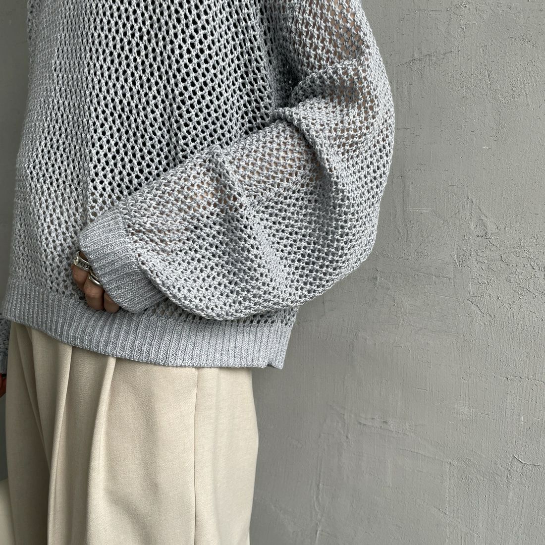 mizuiro ind [ミズイロインド] メッシュクルーネックプルオーバー [3-220093] 90 L.GRAY &&モデル身長：158cm 着用サイズ：F&&