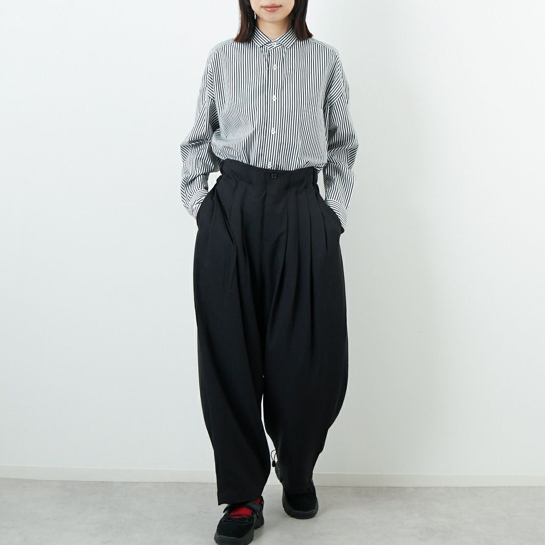 mizuiro ind [ミズイロインド] ハイウエストタックパンツ [3-260077