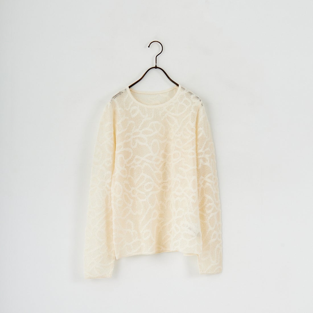 09 IVORY