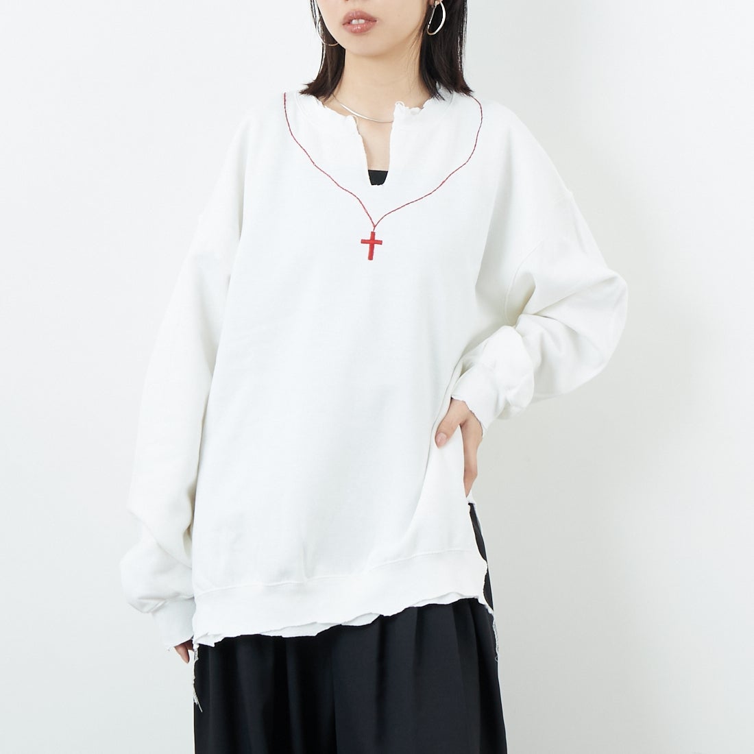 THRIFTY LOOK [スリフティールック] ロザリオクルーネックスウェット