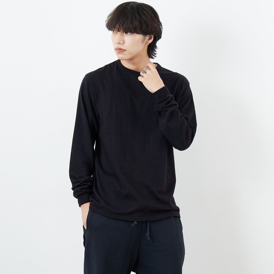BOW WOW [バウワウ] 88/12 ロングスリーブTシャツ [BW-8L] 88/12 BLAC &&モデル身長：179cm 着用サイズ：L&&