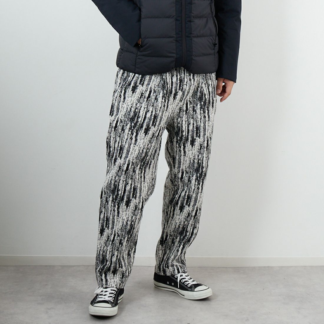 Tony Taizsun [トニータイズサン] トニー ゴブランフレアパンツ [25FW-009] BLACK &&モデル身長：179cm 着用サイズ：L&&