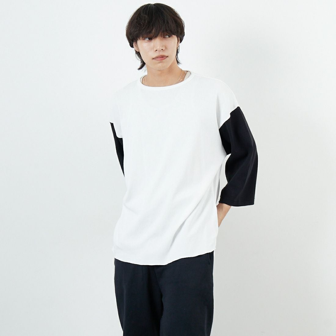 BOW WOW [バウワウ] ベースボールTシャツ [BW-BT] BLACK/WHIT &&モデル身長：179cm 着用サイズ：L&&