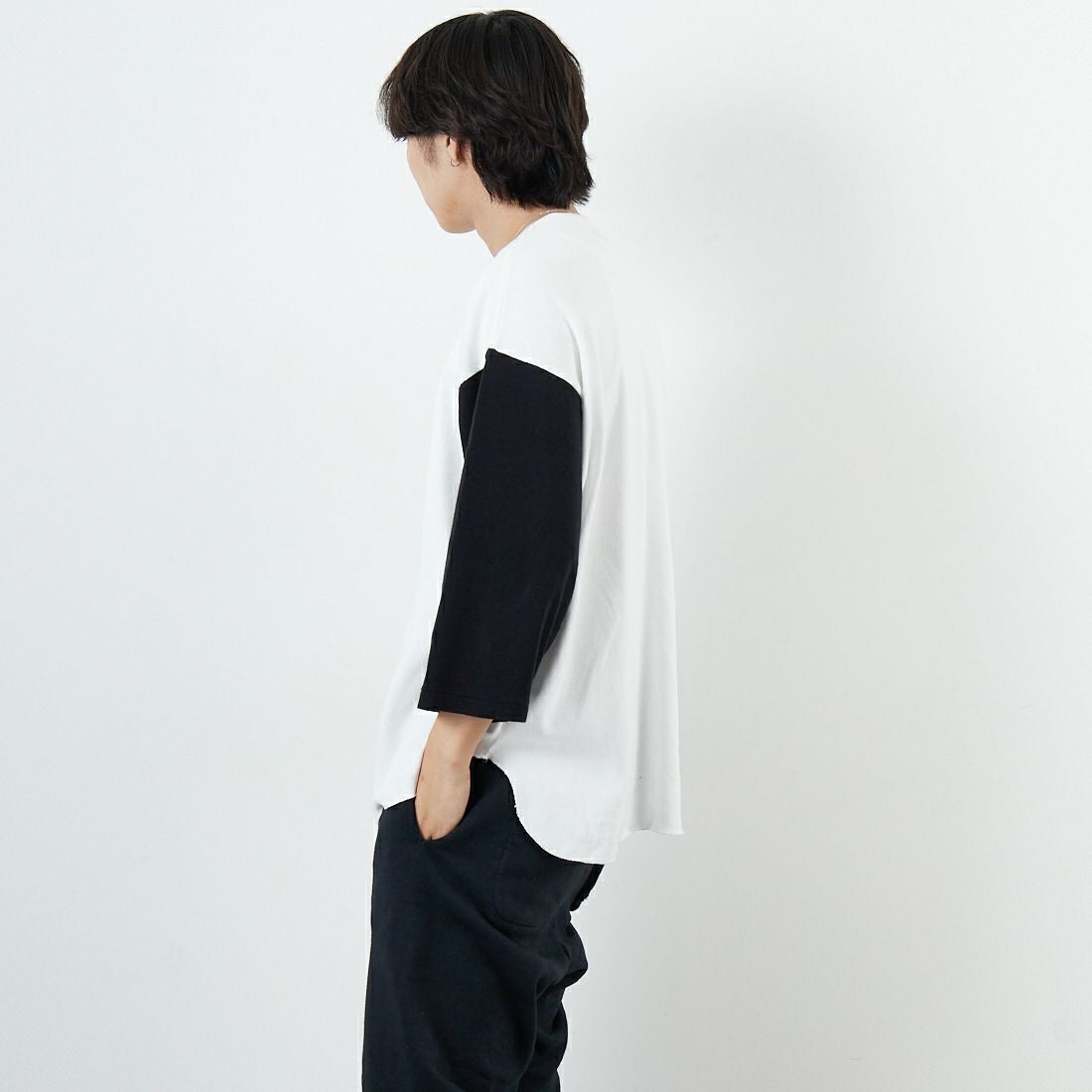 BOW WOW [バウワウ] ベースボールTシャツ [BW-BT] BLACK/WHIT &&モデル身長：179cm 着用サイズ：L&&