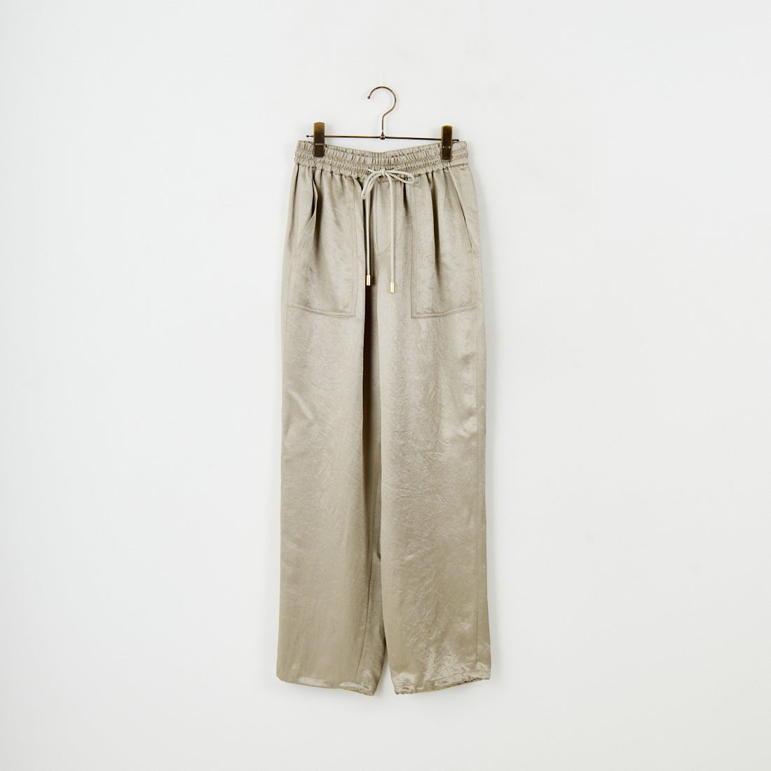 MICA&DEAL [マイカアンドディール] クラッシュサテンパラシュートパンツ [0125303240] BEIGE