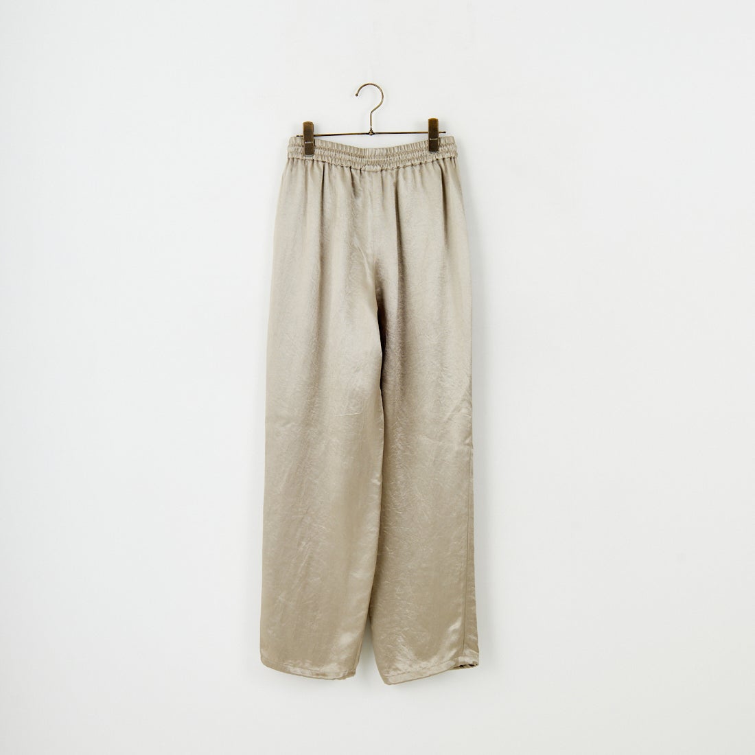 MICA&DEAL [マイカアンドディール] クラッシュサテンパラシュートパンツ [0125303240] BEIGE