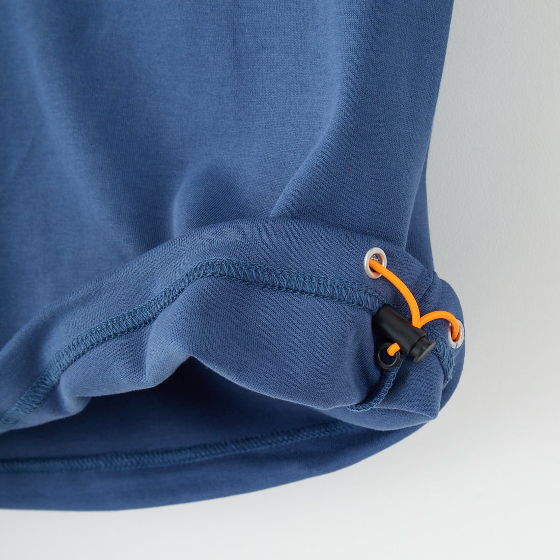 UNIVERSAL OVERALL [ユニバーサルオーバーオール] 別注 ドローコード付き ポンチロングスリーブTシャツ [U2533230IN-JF] BLUE