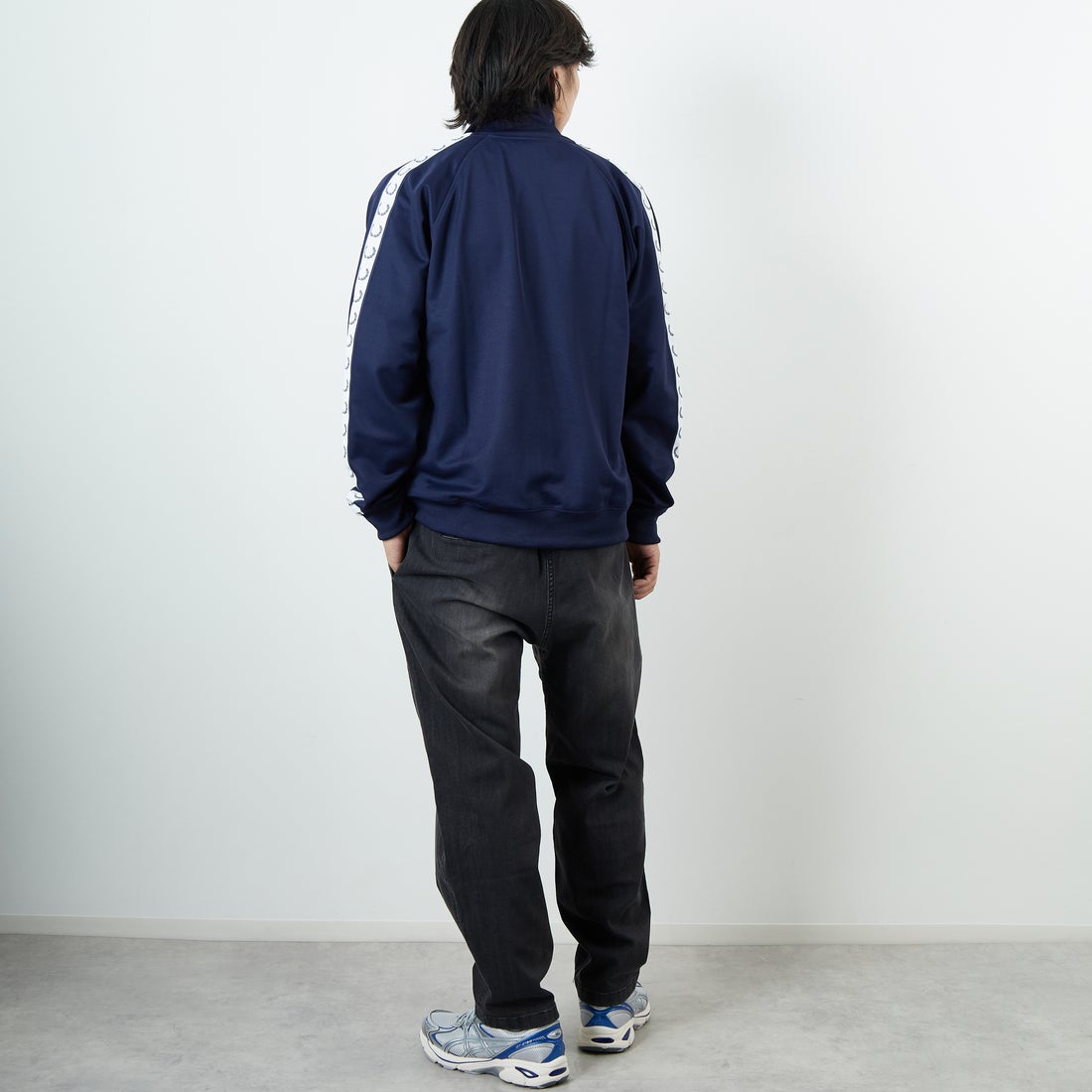GRAMiCCi [グラミチ] 別注 ストレッチデニム エブリデイパンツ [GUP5-F1023-JF] BLK USED &&モデル身長：179cm 着用サイズ：L&&