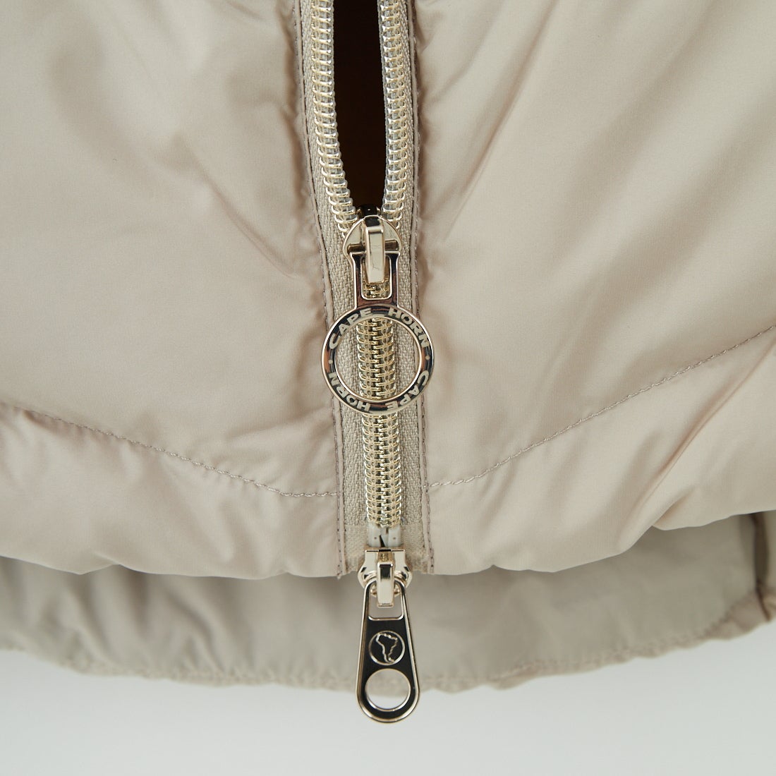 CAPE HORN [ケープホーン] ALVAREZ ダウンジャケット [B2566] 107 SAFARI