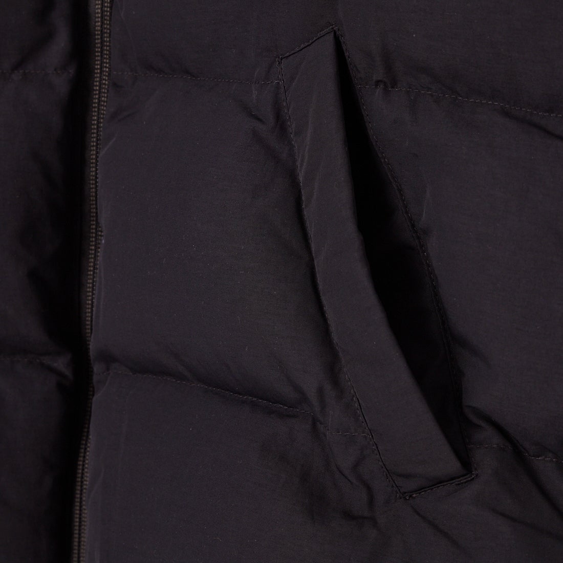 FRED PERRY [フレッドペリー] ラグランスリーブパデッドジャケット [J1309] 102 BLACK