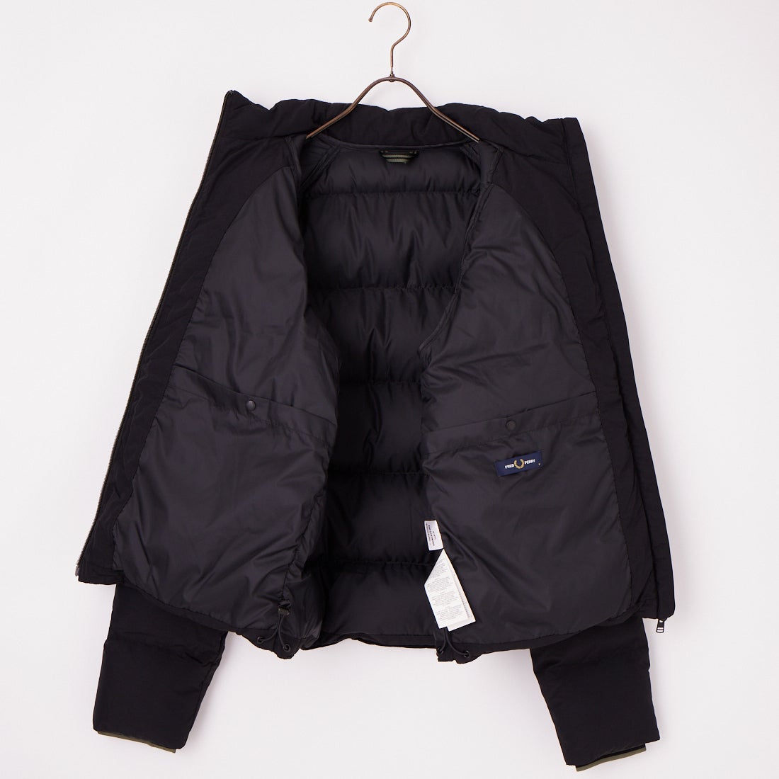 FRED PERRY [フレッドペリー] ラグランスリーブパデッドジャケット [J1309] 102 BLACK