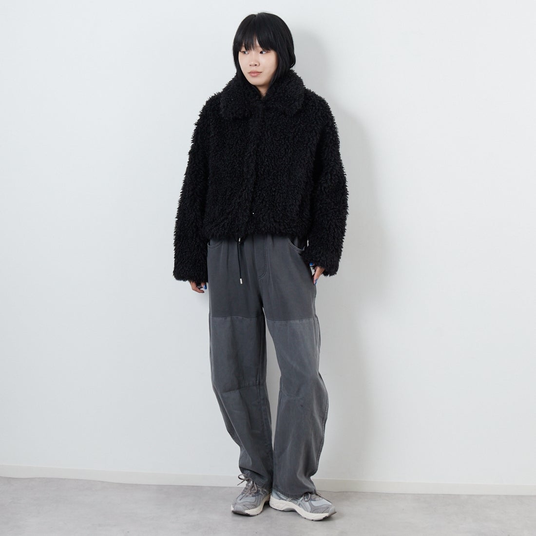 Jeans Factory Clothes [ジーンズファクトリークローズ] プードルファーショートブルゾン [330024] 109 ﾌﾞﾗｯｸ &&モデル身長：167cm 着用サイズ：F&&