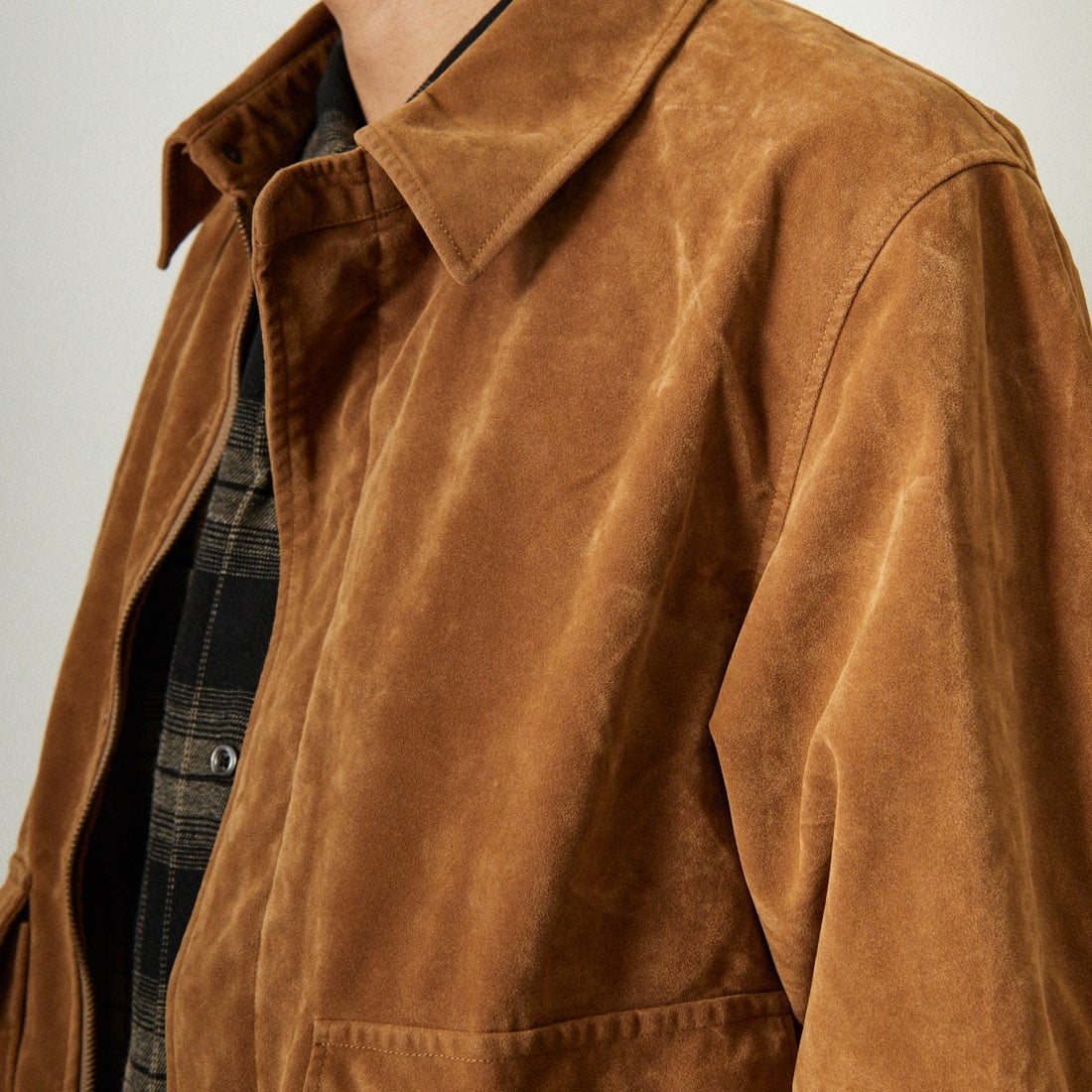 ARMY TWILL SANFORIZED [アーミーツイル サンフォライズド] 別注 ヴィーガンレザー A-2フライトジャケット [AM-2554502-INT-JF] BEG SUEDE