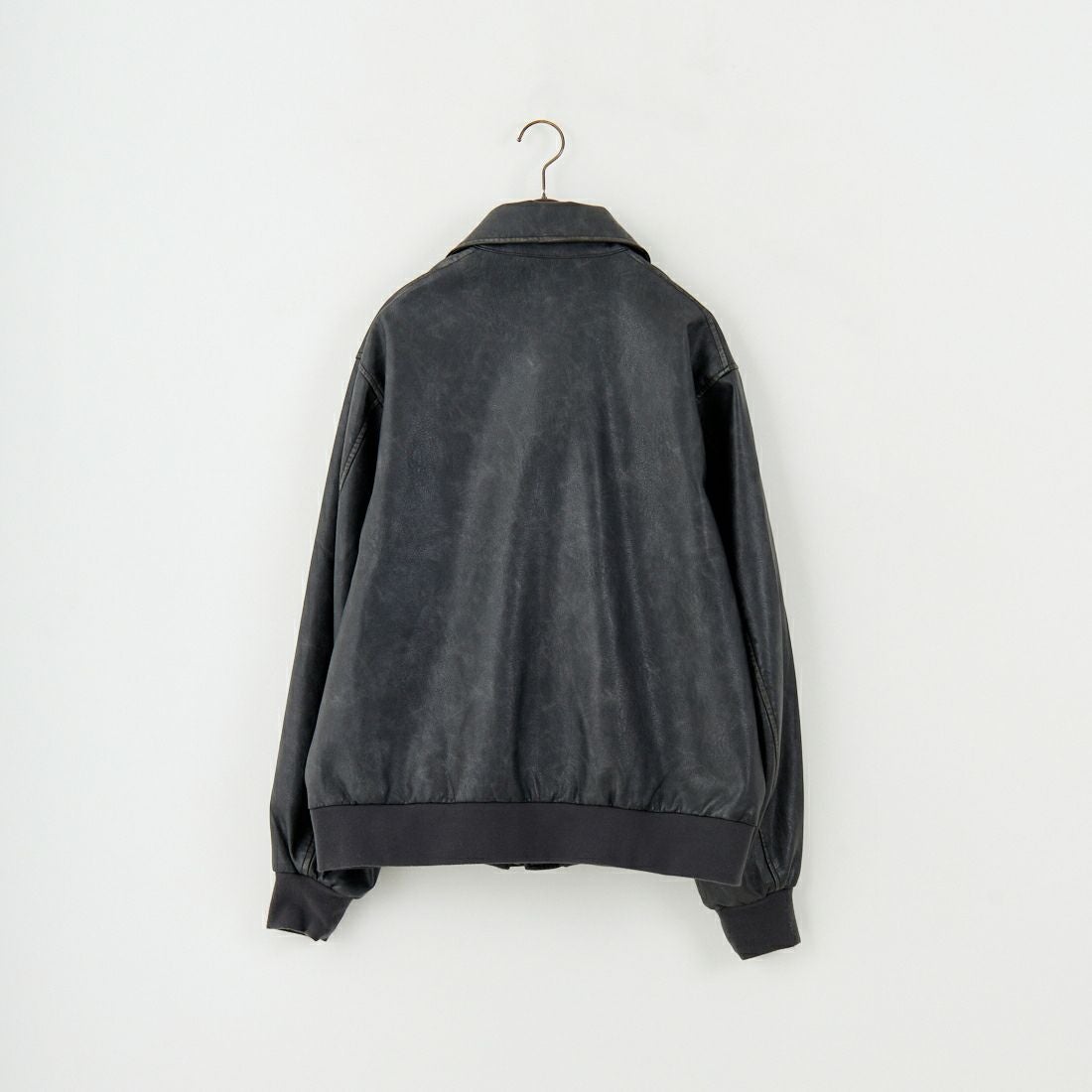 ARMY TWILL SANFORIZED [アーミーツイル サンフォライズド] 別注 ヴィーガンレザー A-2フライトジャケット [AM-2554502-INT-JF] BLACK