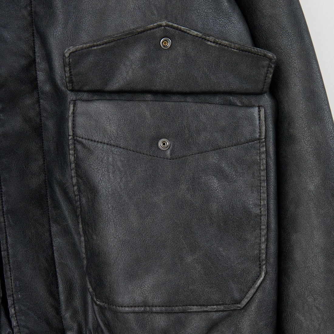 ARMY TWILL SANFORIZED [アーミーツイル サンフォライズド] 別注 ヴィーガンレザー A-2フライトジャケット [AM-2554502-INT-JF] BLACK
