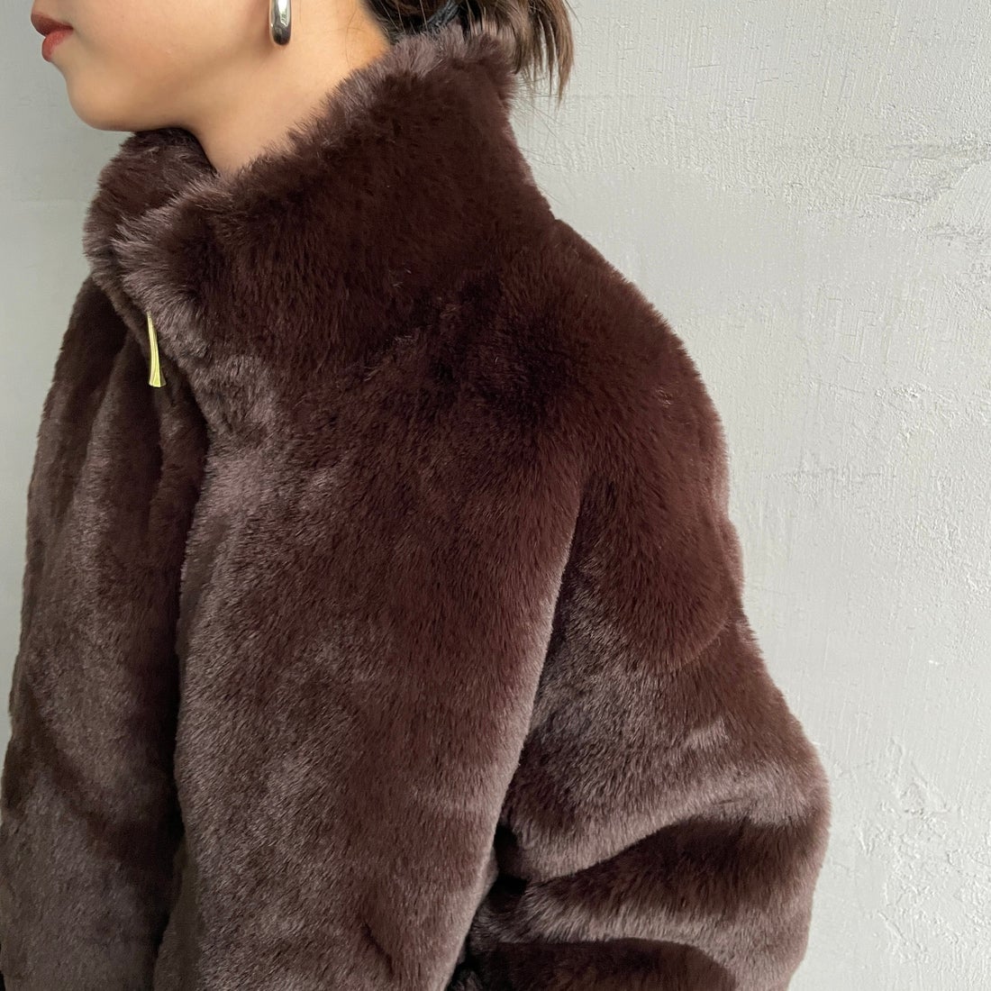 Jeans Factory Clothes [ジーンズファクトリークローズ] エコファーオーバーサイズブルゾン [330023] 155 ﾌﾞﾗｳﾝ &&モデル身長：150cm 着用サイズ：F&&