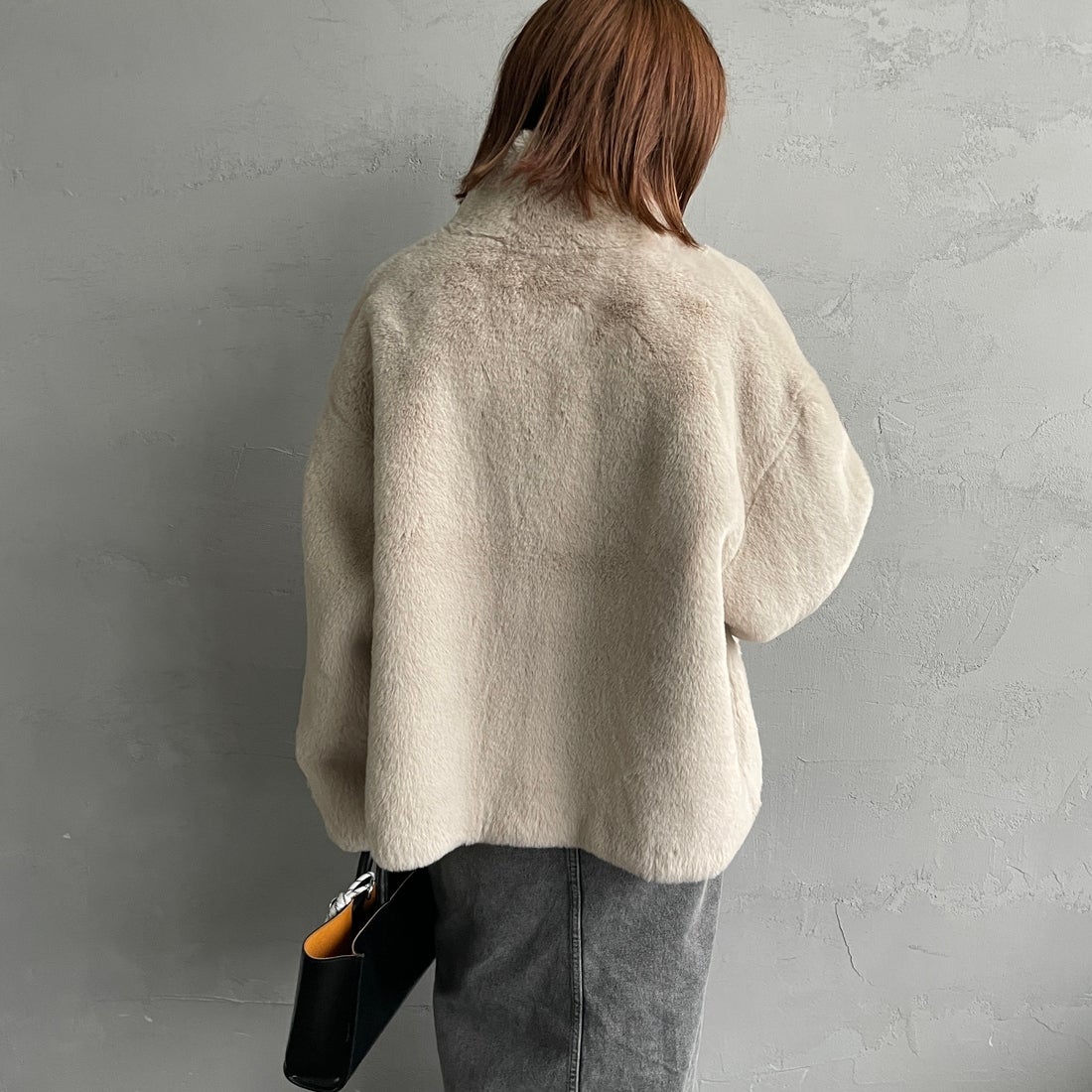 Jeans Factory Clothes [ジーンズファクトリークローズ] エコファーオーバーサイズブルゾン [330023] 153 ﾍﾞｰｼﾞｭ &&モデル身長：158cm 着用サイズ：F&&