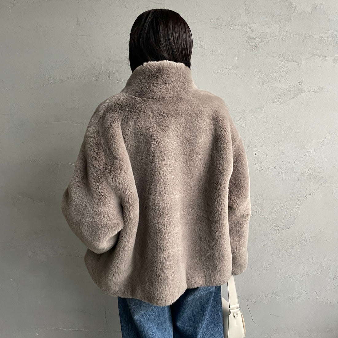 Jeans Factory Clothes [ジーンズファクトリークローズ] エコファーオーバーサイズブルゾン [330023] 116 ｸﾞﾚｰｼﾞ &&モデル身長：160cm 着用サイズ：F&&